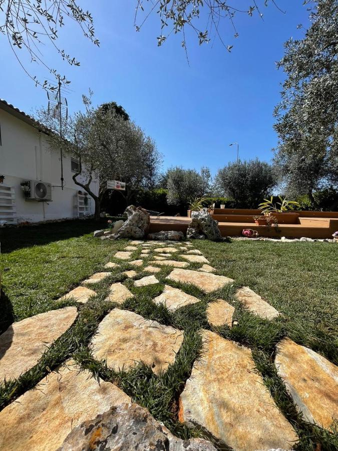 Villa Dama Чистернино Екстериор снимка