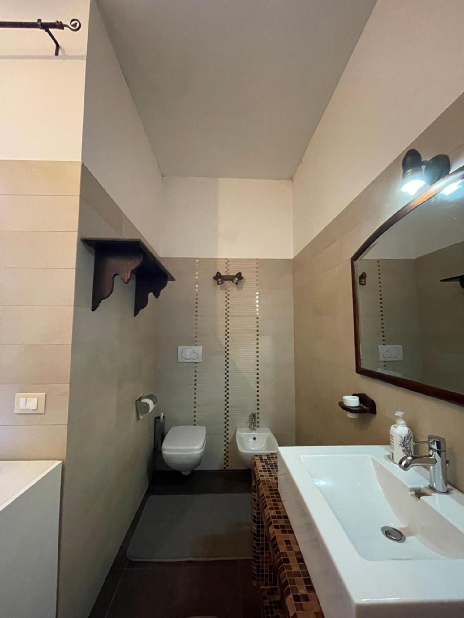 Villa Dama Чистернино Екстериор снимка
