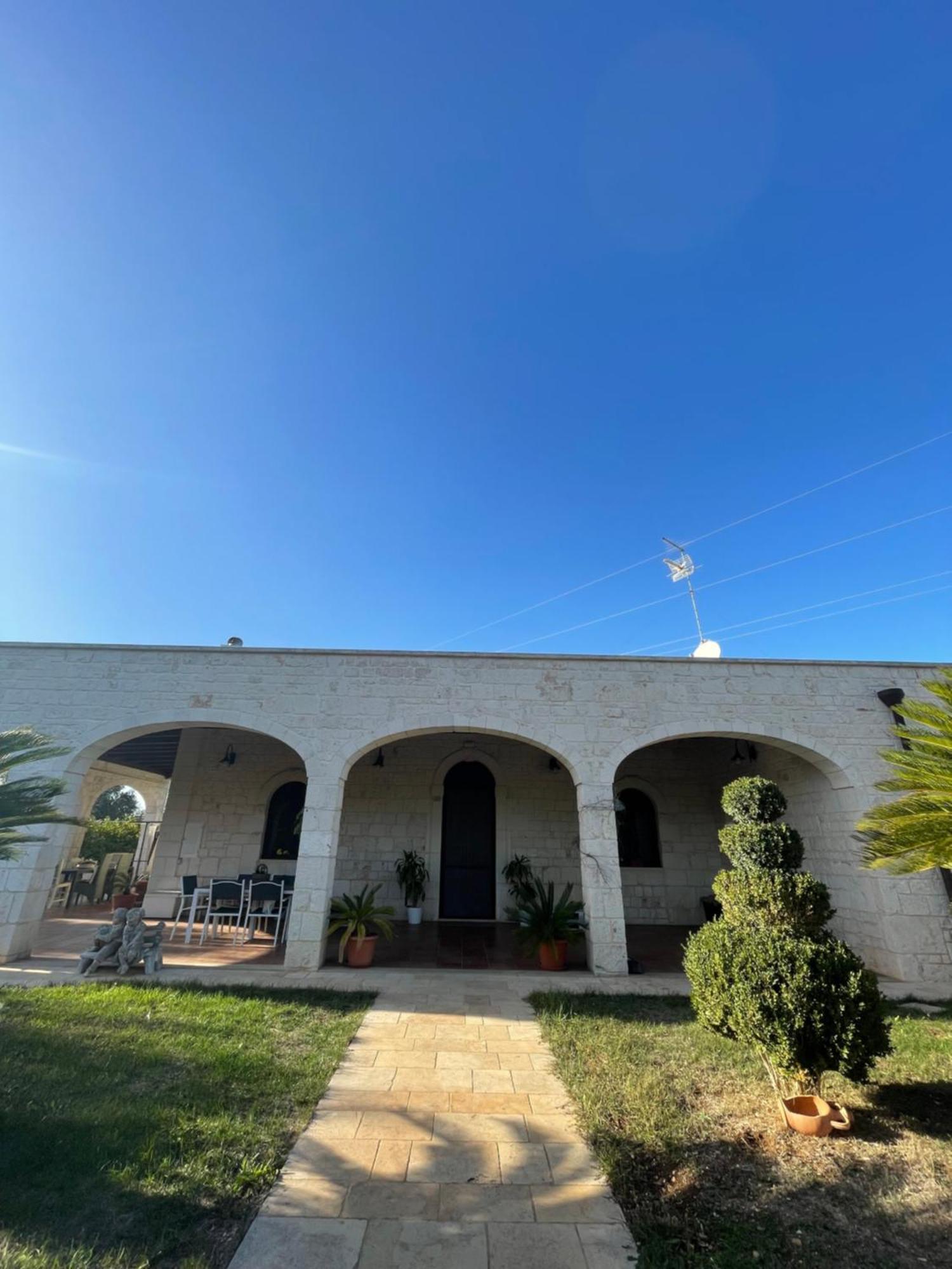 Villa Dama Чистернино Екстериор снимка